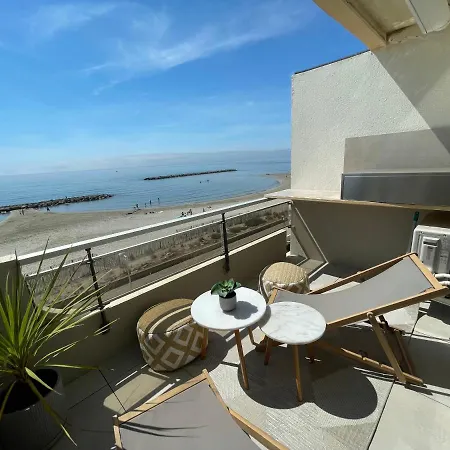 Apartment Le Pied Dans L'eau